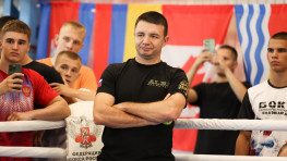 Эдуард Кравцов высказался об ожидаемом поединке Муслима Гаджимагомедова с Хулио Сесаром Ла Крусом