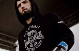 Гаджи Омаргаджиев подписал контракт с UFC