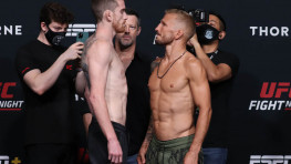 Фото: Взвешивание участников UFC on ESPN 27
