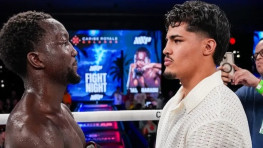 Зандер Заяс хочет объединительного боя с Абассом Барау