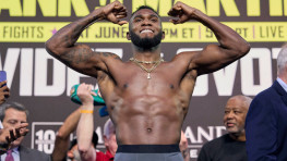 Карлос Адамес стал бойцом Zuffa Boxing