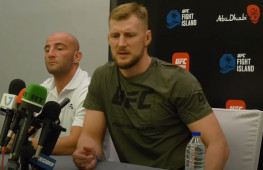 Александр Волков рассказал, что для него означает переход лучшего бойца UFC Джона Джонса в тяжелый вес