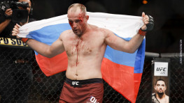 Бой Олейник-Хант может возглавить первый турнир UFC в Москве
