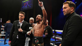 Эдди Хирн заявил, что Головкину надо встретиться с Андрейдом и Муратой