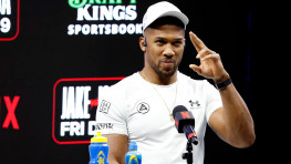 Энтони Джошуа тренируется с командой Александра Усика, обещает не недооценивать Джейка Пола