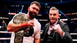 Конор Макгрегор прокомментировал победу Андрея Орловского: Трижды сражался с раком, а теперь стал чемпионом BKFC!