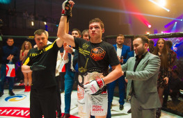 Роман Копылов нокаутировал Ясубея Эномото в четвертом раунде