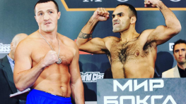 Фото: Взвешивание перед вечером бокса Лебедев-Рамирес в Москве