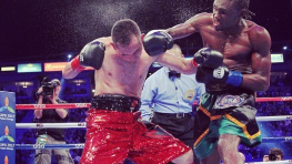 Николас Уолтерс нокаутировал Нонито Донэра