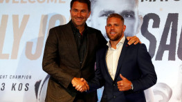 Эдди Хирн: Надеюсь Сондерс проведет бой с Канело