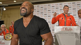 Шеннон Бриггс: Почему Пакьяо не делает так же, как и я?