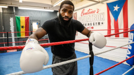 В бою Бронер-Сантьяго изменена весовая категория