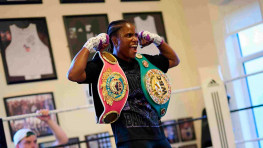 Кэролайн Дюбуа успешно защитила титулы WBC и WBO