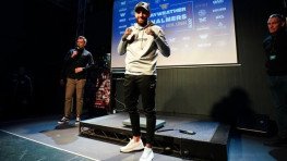 Флойд Мейвезер пропустил взвешивание из-за дня рождения