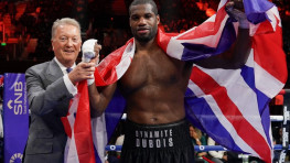 Фрэнк Уоррен: Дюбуа еще станет чемпионом мира, поражения от Усика сделают его сильнее