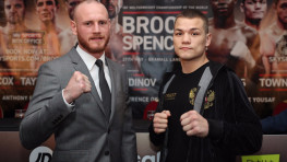 Кадр дня: Чудинов и Гроувс провели пресс-конференцию