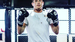 Даррен Тилл критикует бокс: Они только вызывают друг друга, но никто не дерется