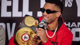 Моррелл: Бенавидес сам бегает от соперников быстрее Канело