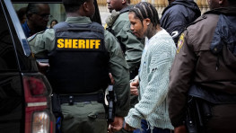 Полиция арестовала экс-чемпиона мира Дэвиса в Майами