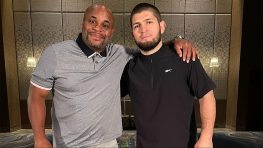 Дэниэл Кормье: Хабиб Нурмагомедов все еще ненавидит Конора Макгрегора