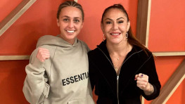 Глава PFL хочет организовать бой Дакоты Дитчевой и Крис Сайборг