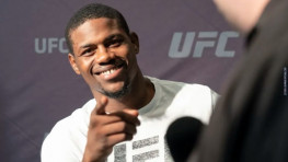 Кевин Холланд и Кайл Докос планируют бой 2 октября