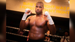 Эдди Хирн: Дюбуа сильно рискует, принимая бой с Уордли