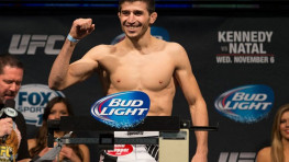 Рустам Хабилов: Бой с Хендерсоном – самый важный в моей жизни