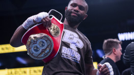 Джейрон Эннис остановил Уисму Лиму уже в первом раунде