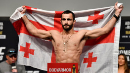 Гига Чикадзе: После нашего боя Холлоуэй будет ходить на костылях