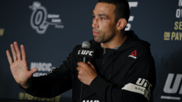 Фабрисио Вердум: Миочич победит дос Сантоса решением судей