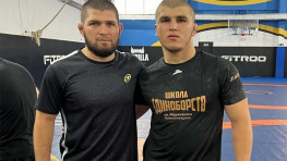 Боец из команды Хабиба Нурмагомедова умер после огнестрельного ранения