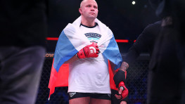 Федор Емельяненко нокаутировал Фрэнка Мира 