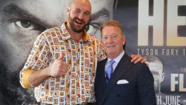 Фрэнк Уоррен: Реванш Уайлдер–Фьюри пройдет в США