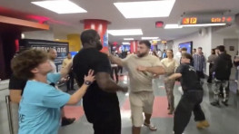 Менеджер Орловского готов связаться с Доэрти по поводу боя