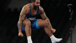 Олимпийский чемпион Стивсон возглавит турнир Dirty Boxing