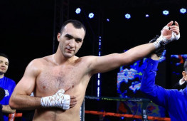 Гаджимагомедов победил нокаутом в первом профессиональном бою
