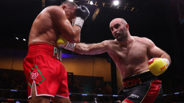 Тренер считает, что Гассиев может справиться с Итаумой и Дюбуа