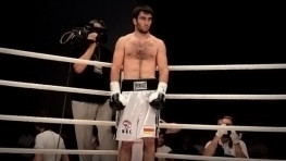 Мурат Гассиев нокаутировал Энджина Каракаплана в первом раунде