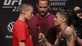 Роуз Намаюнас и Джессика Андраде дали согласие на поединок 18 апреля