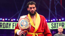 Хамза Шираз отказался от титула WBO, чтобы не встречаться с Жанибеком Алимханулы