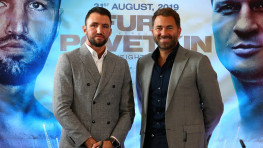 Официально: Александр Поветкин и Хьюи Фьюри встретятся 31 августа