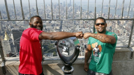 Кадр дня: Дженнингс и Перес на крыше Empire State Building