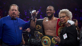 Джулиан Уильямс победил Джарретта Херда