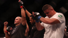 Джуниор дос Сантос: Настало время для реванша с Оверимом