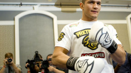 Джуниор дос Сантос снят с боя за нарушение антидопинговых правил