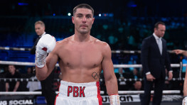 Джош Келли бросил вызов Конору Бенну