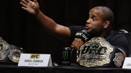 Даниэль Кормье: Овинс, забирай мою команду, все оплачено