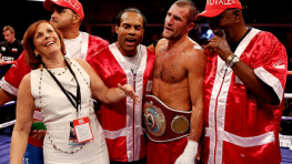 Кэти Дува: Адонис Стивенсон сам сделал себя ненужным