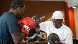 Фрагменты тренировки Гильермо Джонса